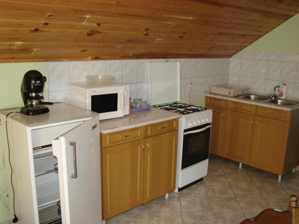 Benko Vendeghaz Hotel Kiskutas Стая снимка